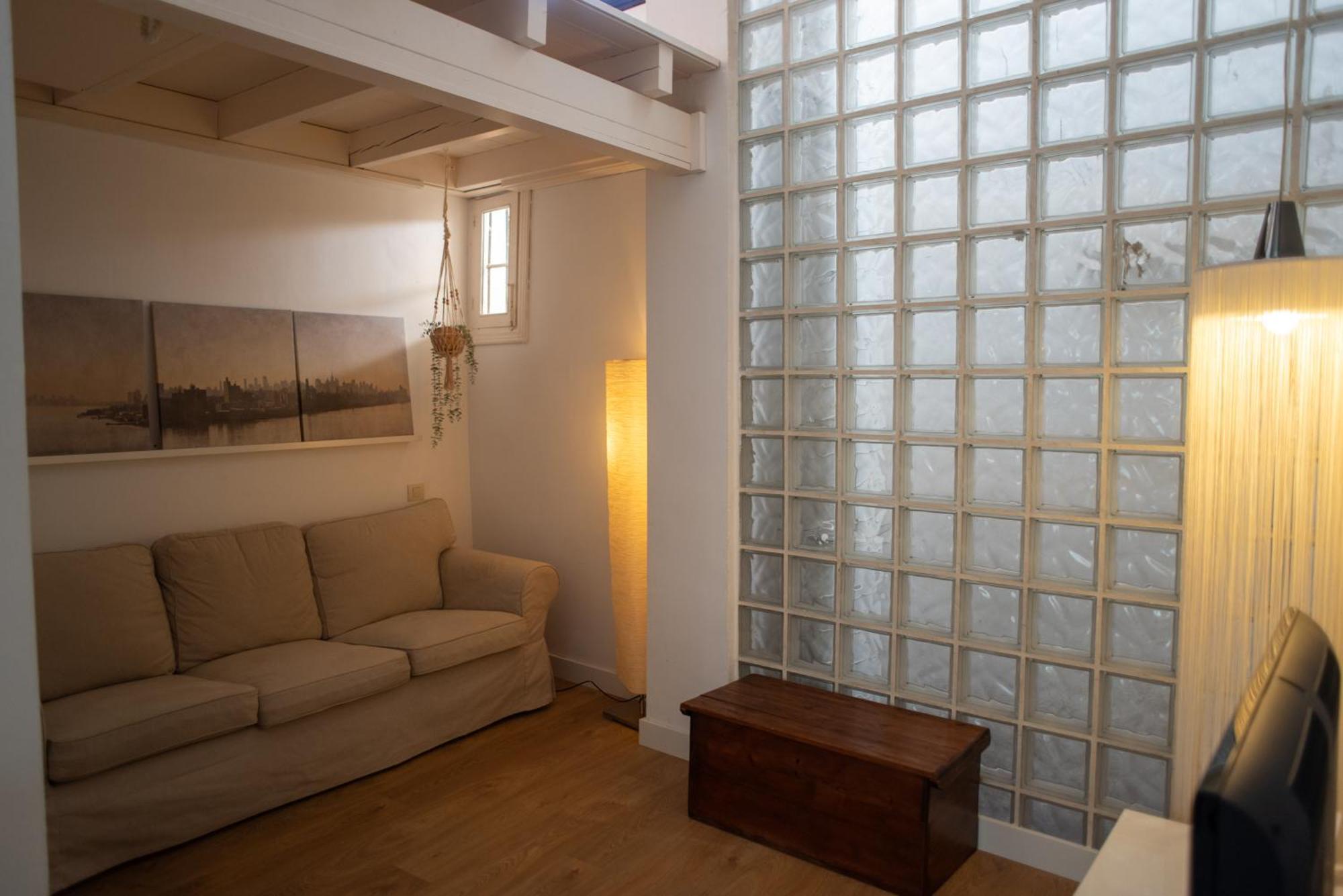 Cozy & Quiet Apartment In The Center Малага Экстерьер фото